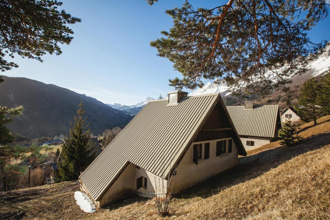 Les Chalets De Pre Clos En Vercors Saint-Andeol  Exterior photo