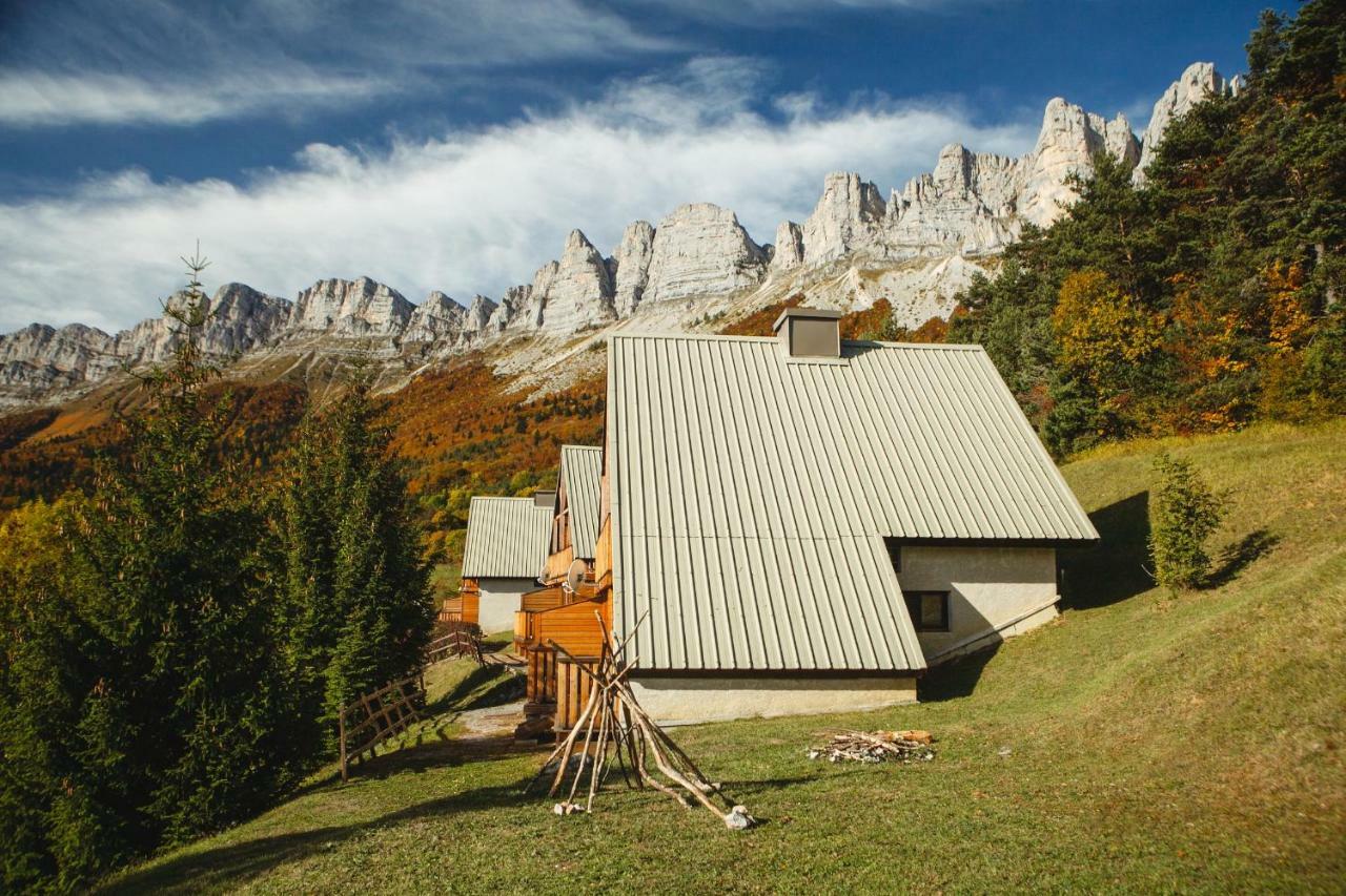 Les Chalets De Pre Clos En Vercors Saint-Andeol  Exterior photo